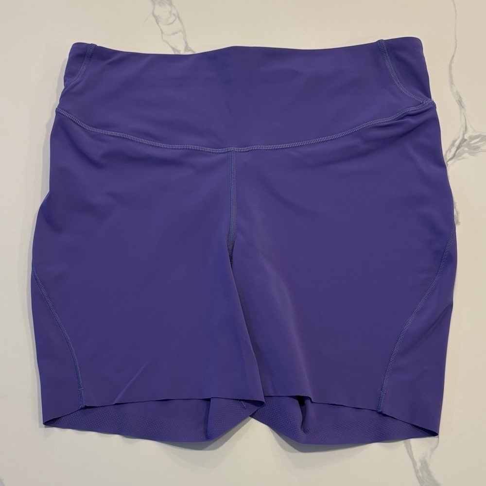Lululemon Base Pace High Rise Shorts 6” ~ 12 ~ Charged Indigo